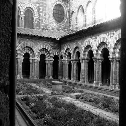 Projet Cloitre Puy en velay